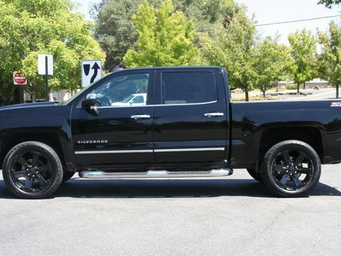 Used 2016 Chevrolet Silverado 1500 LTZ Z71 w/ LTZ Plus Package AWD/4WD image 8