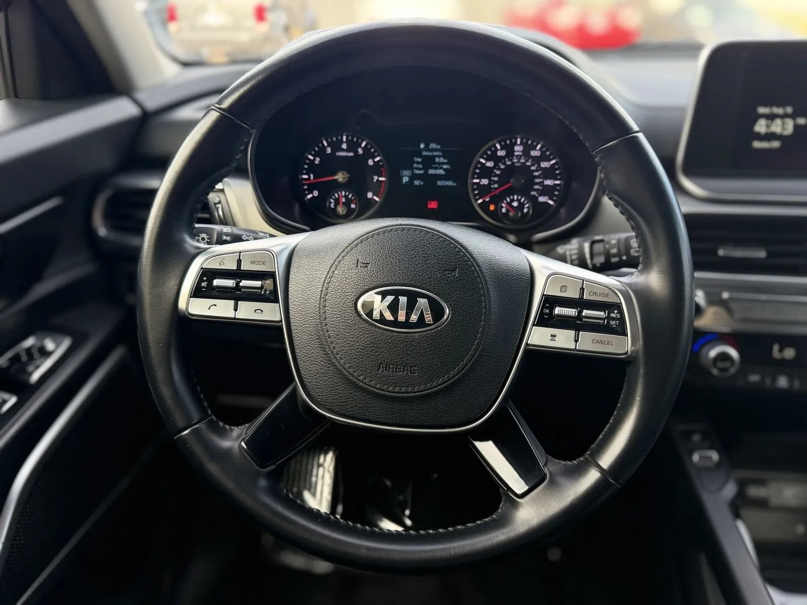 Used 2022 Kia Telluride S AWD/4WD image 21