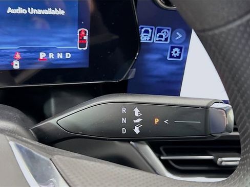 New 2026 Chevrolet Equinox EV LT image 19