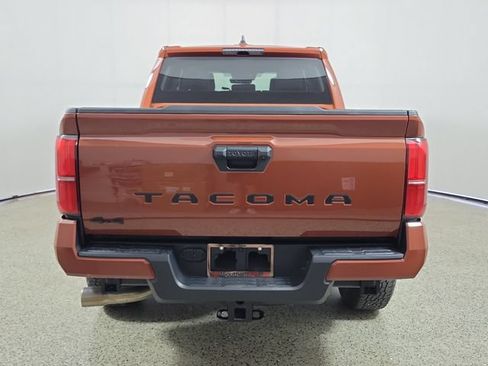 Used 2025 Toyota Tacoma TRD Off-Road AWD/4WD image 6
