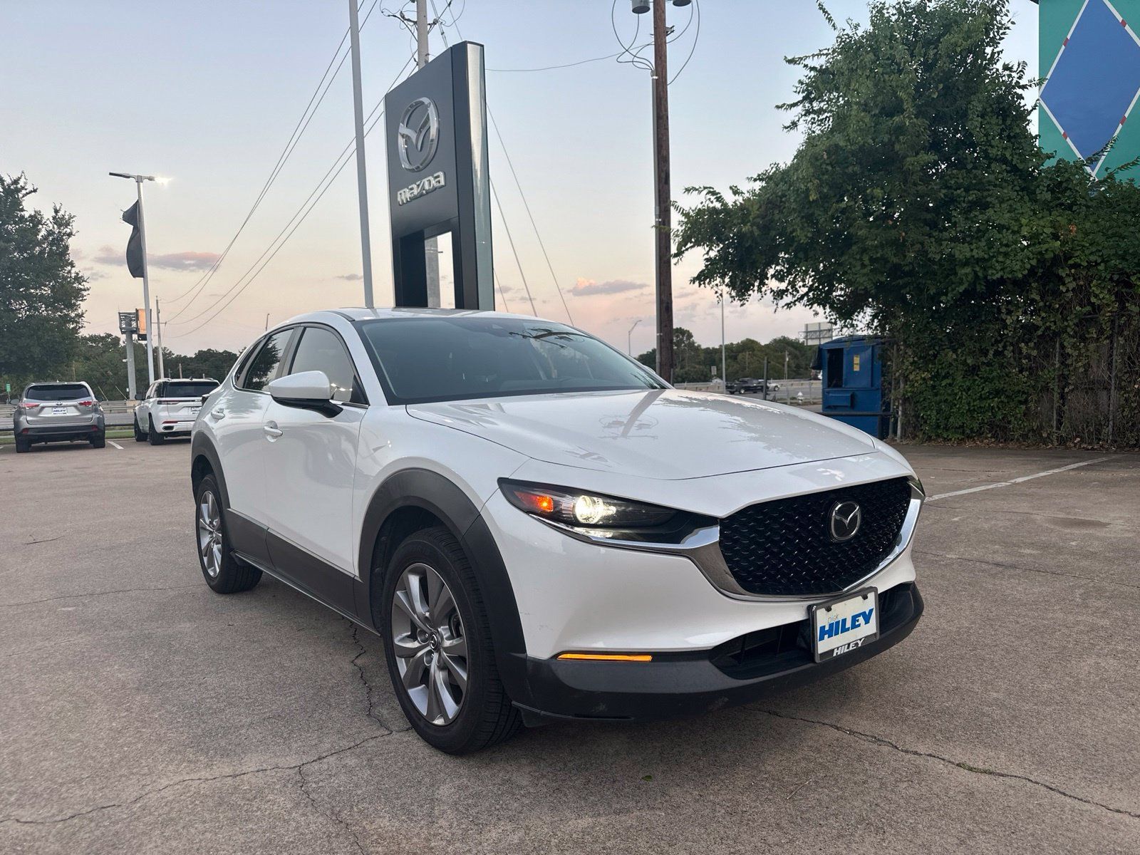 Used 2021 MAZDA CX-30 FWD 2.5 S w/ Preferred Package image 2