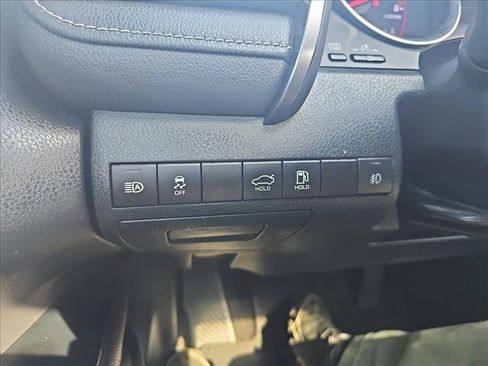 Used 2020 Toyota Camry XSE image 16