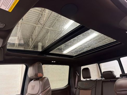 Used 2025 Ford F150 King Ranch AWD/4WD image 9