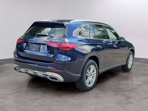 Used 2023 Mercedes-Benz GLC 300 4MATIC image 4