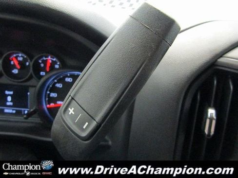 Used 2023 Chevrolet Silverado 1500 Custom image 22