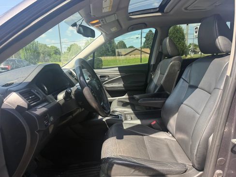Used 2018 Honda Pilot EX-L image 10