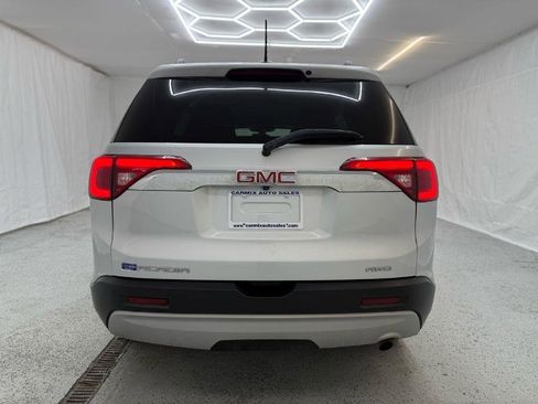 Used 2018 GMC Acadia SLE AWD/4WD image 4