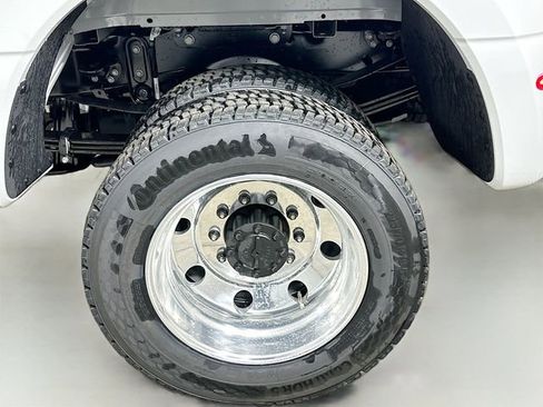 New 2026 Ford F450 Platinum w/ FX4 Off-Road Package AWD/4WD image 31