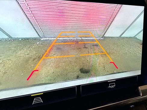 Used 2024 Chevrolet Silverado 1500 LT image 20