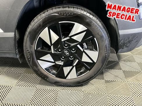 Used 2025 Hyundai Kona SEL FWD image 27