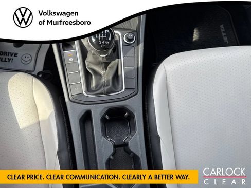 Used 2021 Volkswagen Jetta R-Line FWD image 22