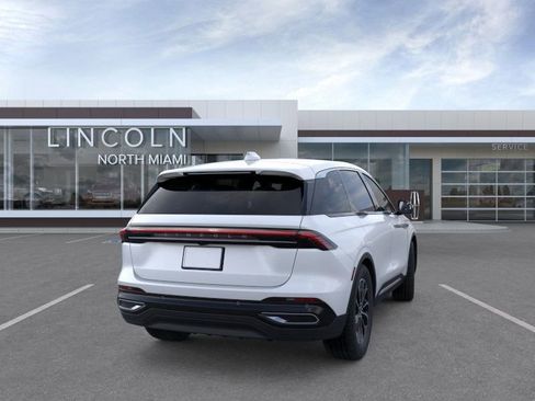 New 2025 Lincoln Nautilus Premier AWD/4WD image 8