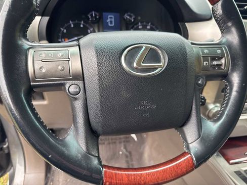 Used 2013 Lexus GX 460 w/ Comfort Plus Pkg image 3