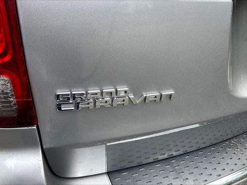 Used 2015 Dodge Grand Caravan SE w/ Quick Order Package 29E SE FWD image 23