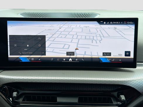 New 2026 BMW 330i Sedan w/ M Sport Package image 33