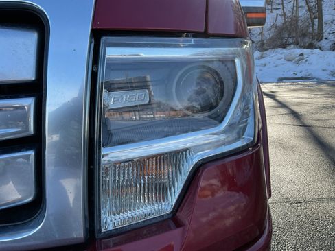 Used 2014 Ford F150 Platinum image 29