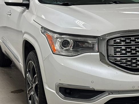 Used 2019 GMC Acadia Denali w/ Technology Package FWD image 5