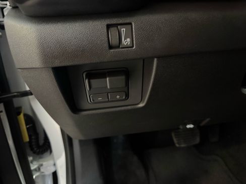 New 2026 GMC Canyon AT4 w/ Technology Plus Package image 18