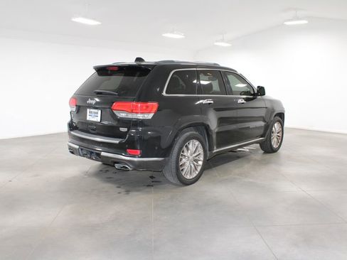Used 2017 Jeep Grand Cherokee Summit image 9