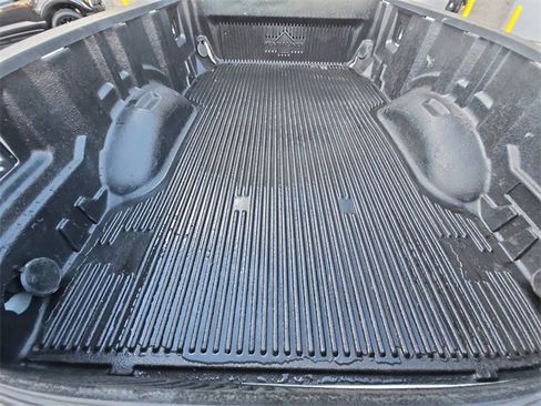 Certified 2022 Ford F350 Lariat w/ Lariat Ultimate Package image 16