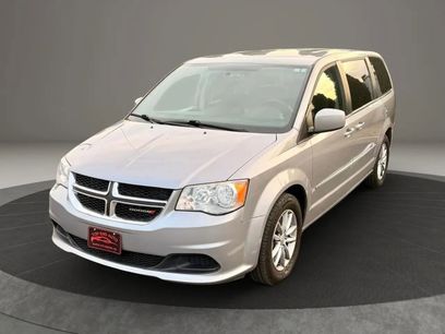 Used 2016 Dodge Grand Caravan SE