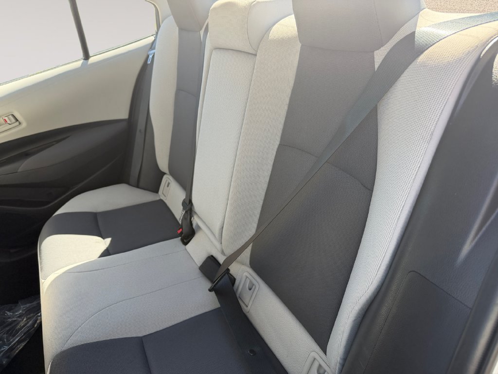 Used 2025 Toyota Corolla LE FWD image 13