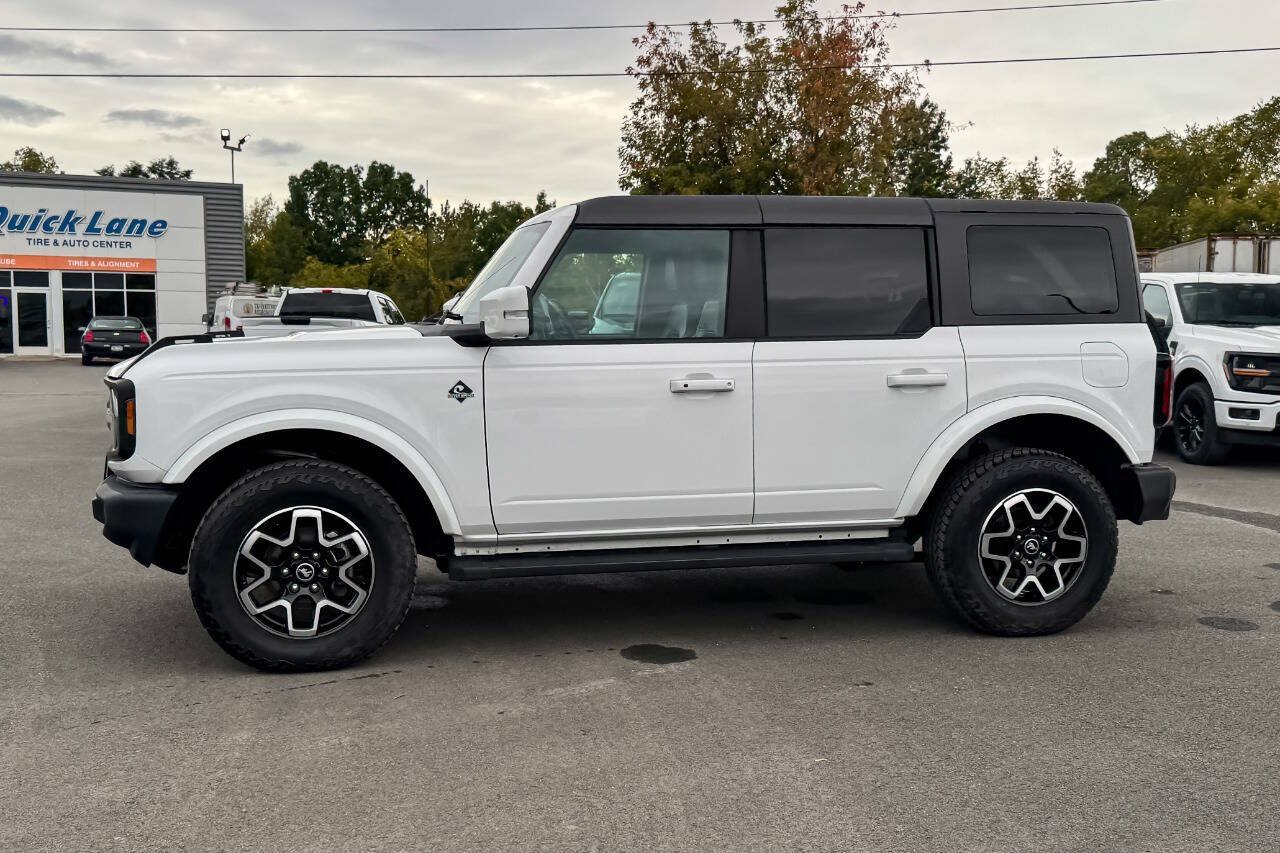Used 2022 Ford Bronco Outer Banks AWD/4WD image 6