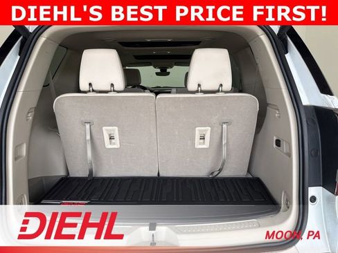 Used 2022 GMC Acadia Denali w/ Denali Ultimate Package AWD/4WD image 6