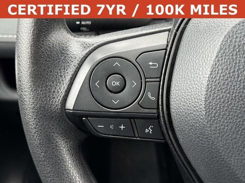 Used 2025 Toyota RAV4 XLE image 24