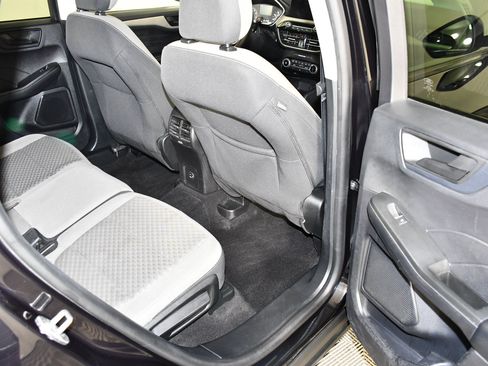 Used 2022 Ford Escape SE w/ SE Sport Appearance Package AWD/4WD image 36