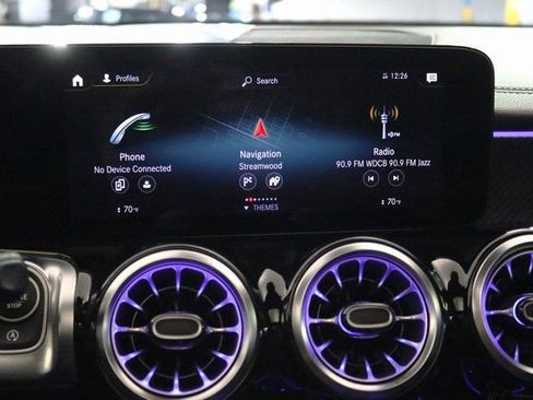 Used 2023 Mercedes-Benz GLB 250 4MATIC image 23