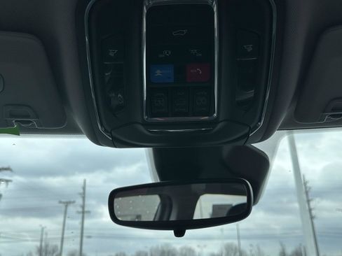 Used 2023 Jeep Grand Cherokee L Limited w/ Trailer Tow Group (B) image 37