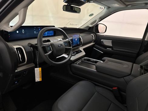 New 2025 Ford Expedition Max Active image 42