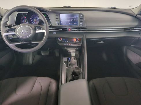 Used 2023 Hyundai Elantra SEL FWD image 15