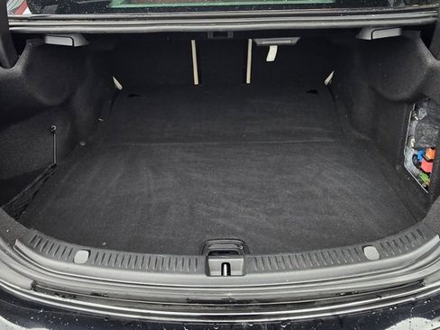 Used 2021 Mercedes-Benz E 350 4MATIC Sedan image 16