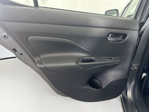 Used 2025 Nissan Versa SV FWD image 25