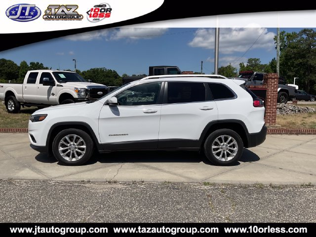Used 2019 Jeep Cherokee Latitude w/ Popular Appearance Group FWD image 4