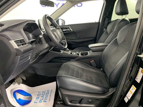 Used 2024 Mitsubishi Outlander SE FWD image 15