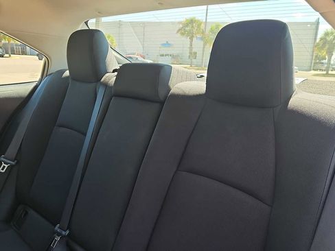 Used 2025 Toyota Corolla LE w/ Convenience Package image 24