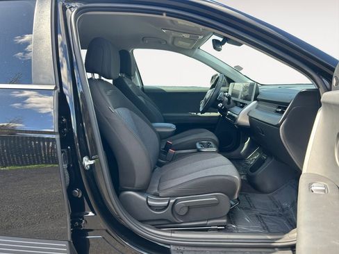 Used 2024 Hyundai Ioniq 5 SEL AWD/4WD image 11