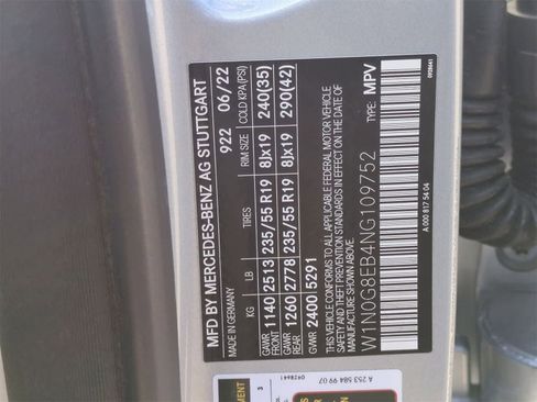 Used 2022 Mercedes-Benz GLC 300 4MATIC w/ Premium Package Lite image 34