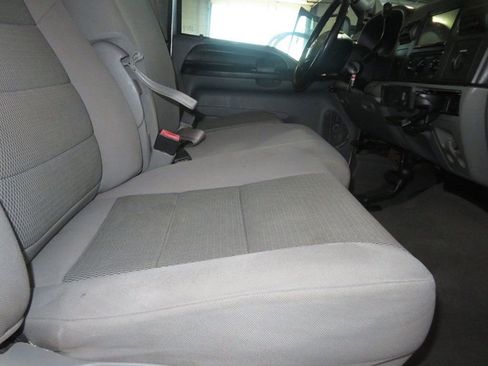 Used 2005 Ford F350 XLT image 36