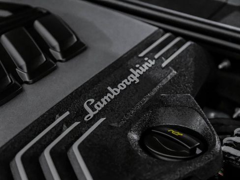 Used 2024 Lamborghini Urus Performante image 64