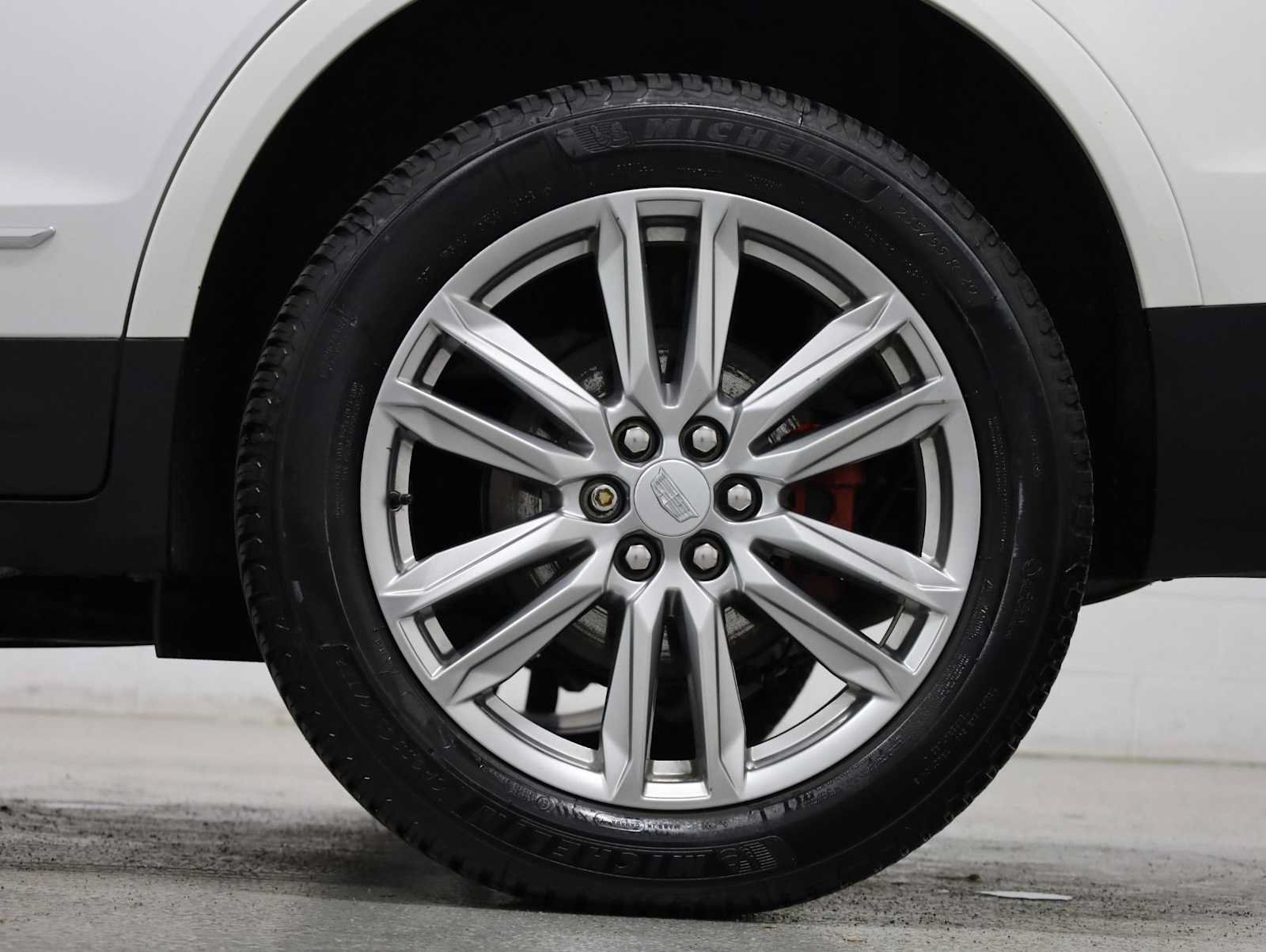 Used 2023 Cadillac XT5 Sportv w/ LPO, Floor Liner Package AWD/4WD image 37