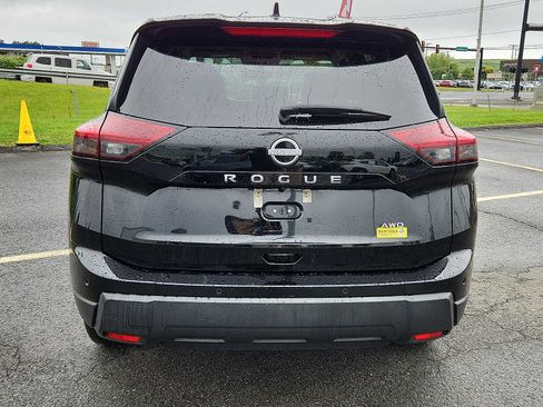 Used 2025 Nissan Rogue SV AWD/4WD image 5