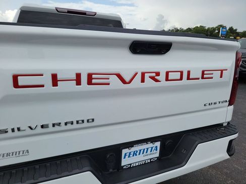 Certified 2022 Chevrolet Silverado 1500 Custom RWD image 31