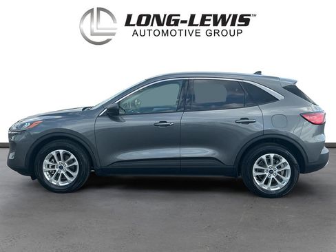 Used 2022 Ford Escape SE FWD image 2