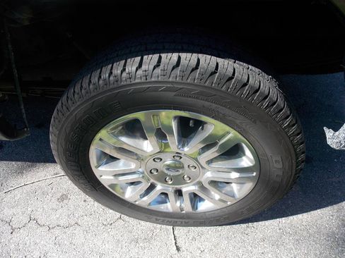 Used 2011 Ford F150 Platinum AWD/4WD image 27
