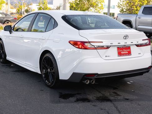 Used 2026 Toyota Camry SE w/ Convenience Package FWD image 7