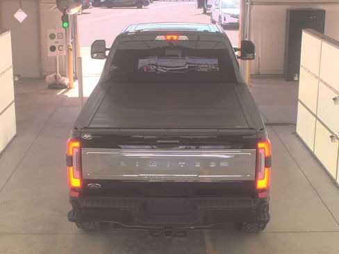 Used 2024 Ford F250 Limited w/ FX4 Off-Road Package image 3